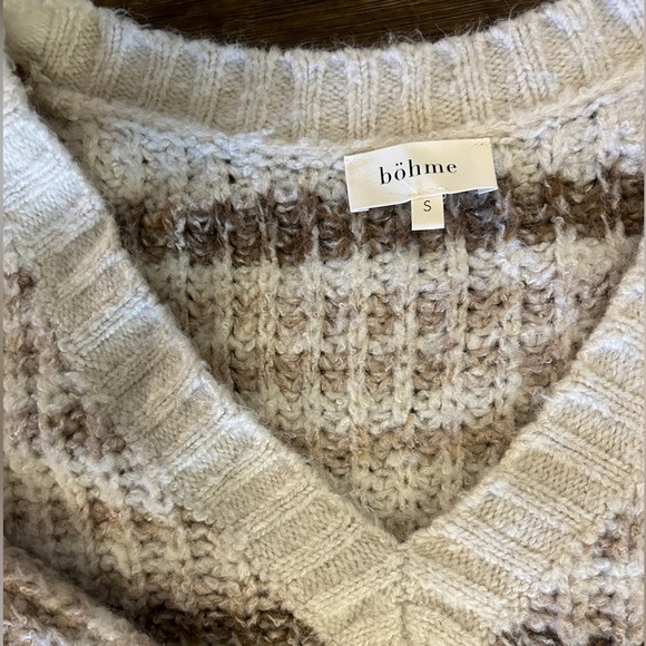 Bohme V Neck Sweater - Picture 6 of 6